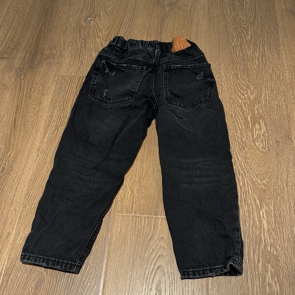 Zara Boyfriend Jeans - Picture 2 of 2